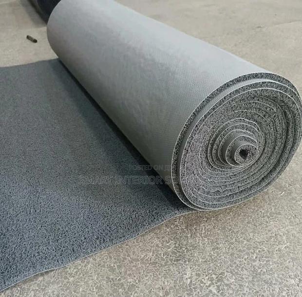 Grey Rubber PVC Spaghetti Carpet