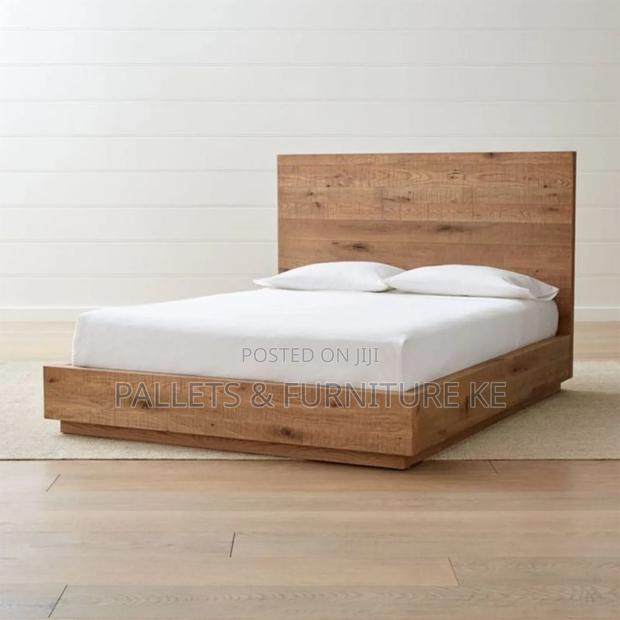Queen Oak Frame Bed - main view