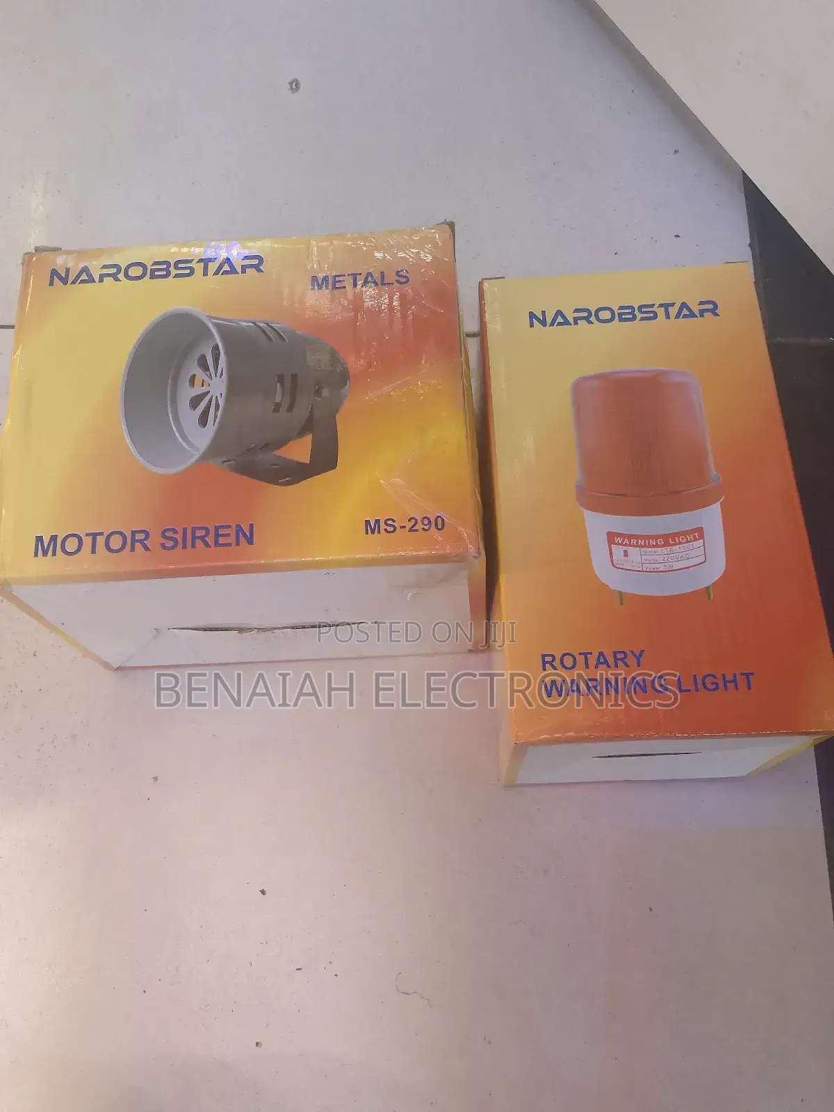 Efficient Siren With Rotary Warning Light.Motor Siren
