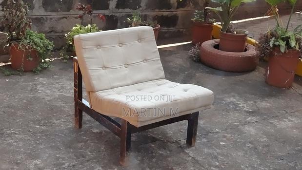 Coffee Table With Assorted Furniture - thumbnail 5