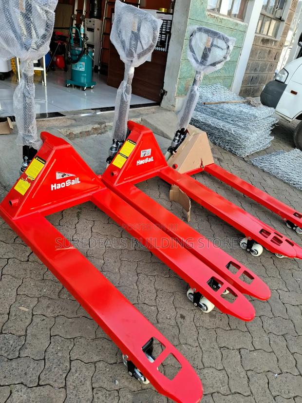 Brand New Hydraulic Pallet Trolley-3000kg - thumbnail 2