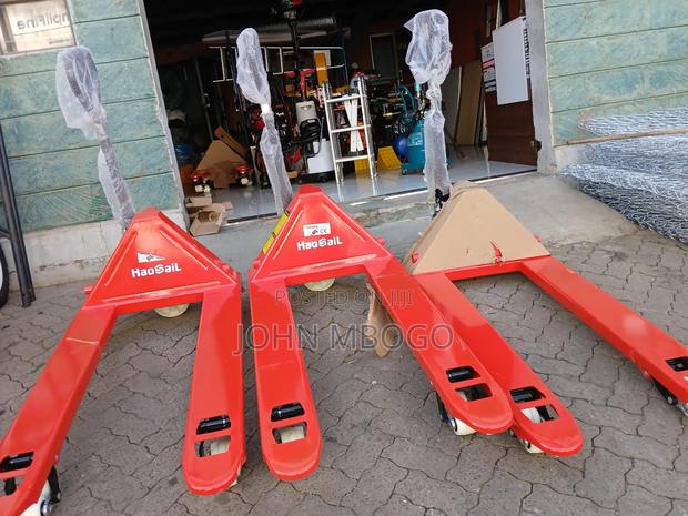 Hydraulic Hand Pallet Truck -3000kg . - thumbnail 2