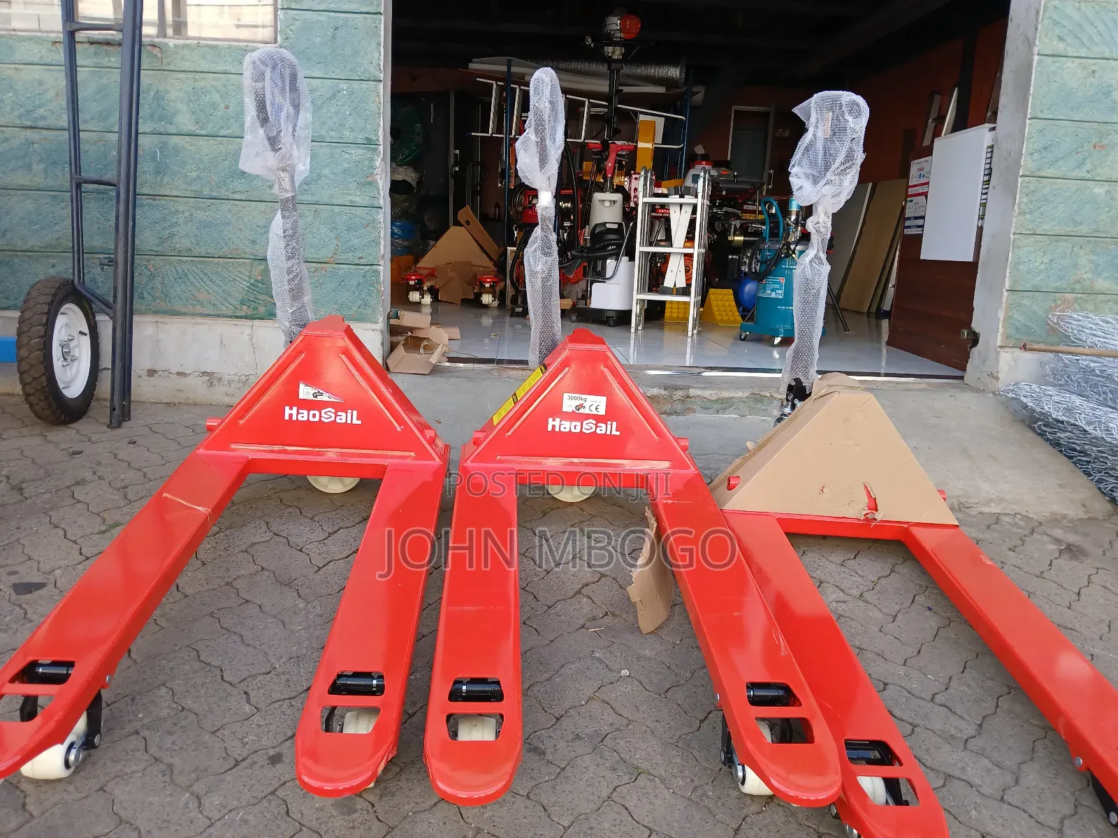 Wide Base Hydraulic Hand Pallet Truck -3000kg
