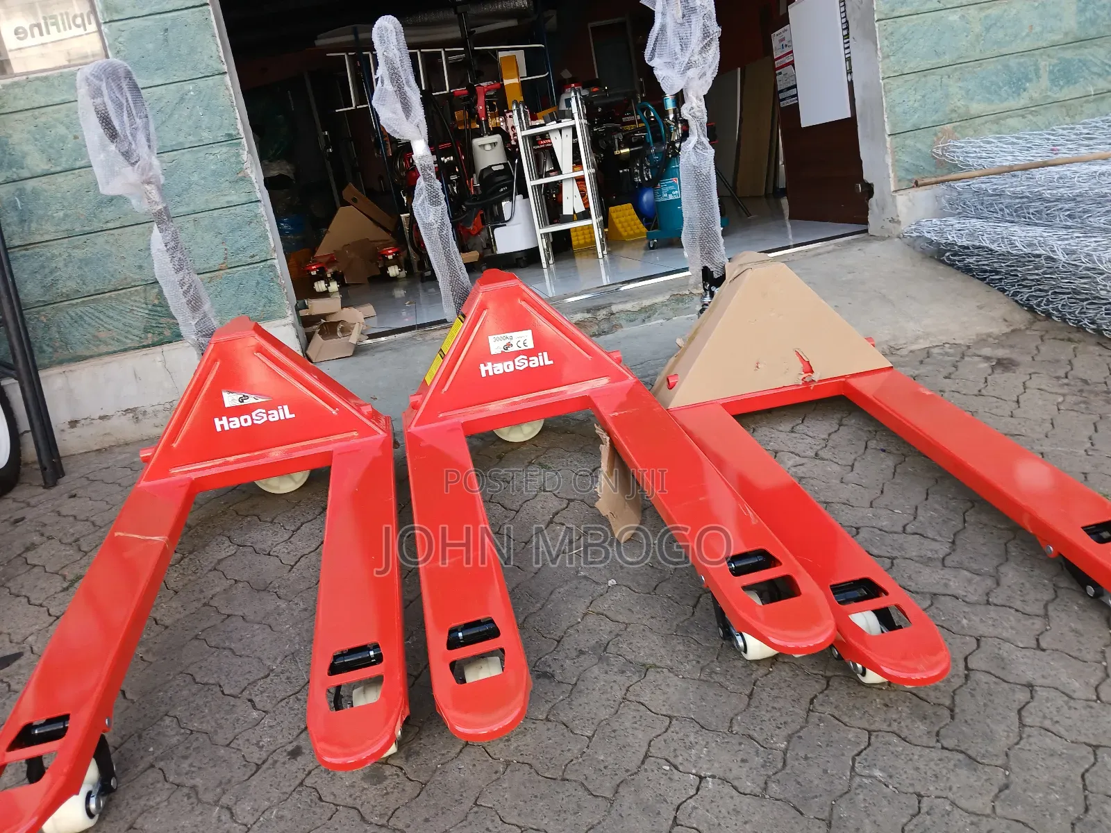 Wide Base Hydraulic Hand Pallet Truck -3000kg