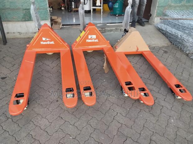 Warehouse Trolley/Pallet Trucks - main view