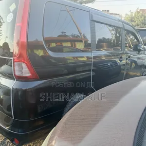 Nissan Serena 2011 Black