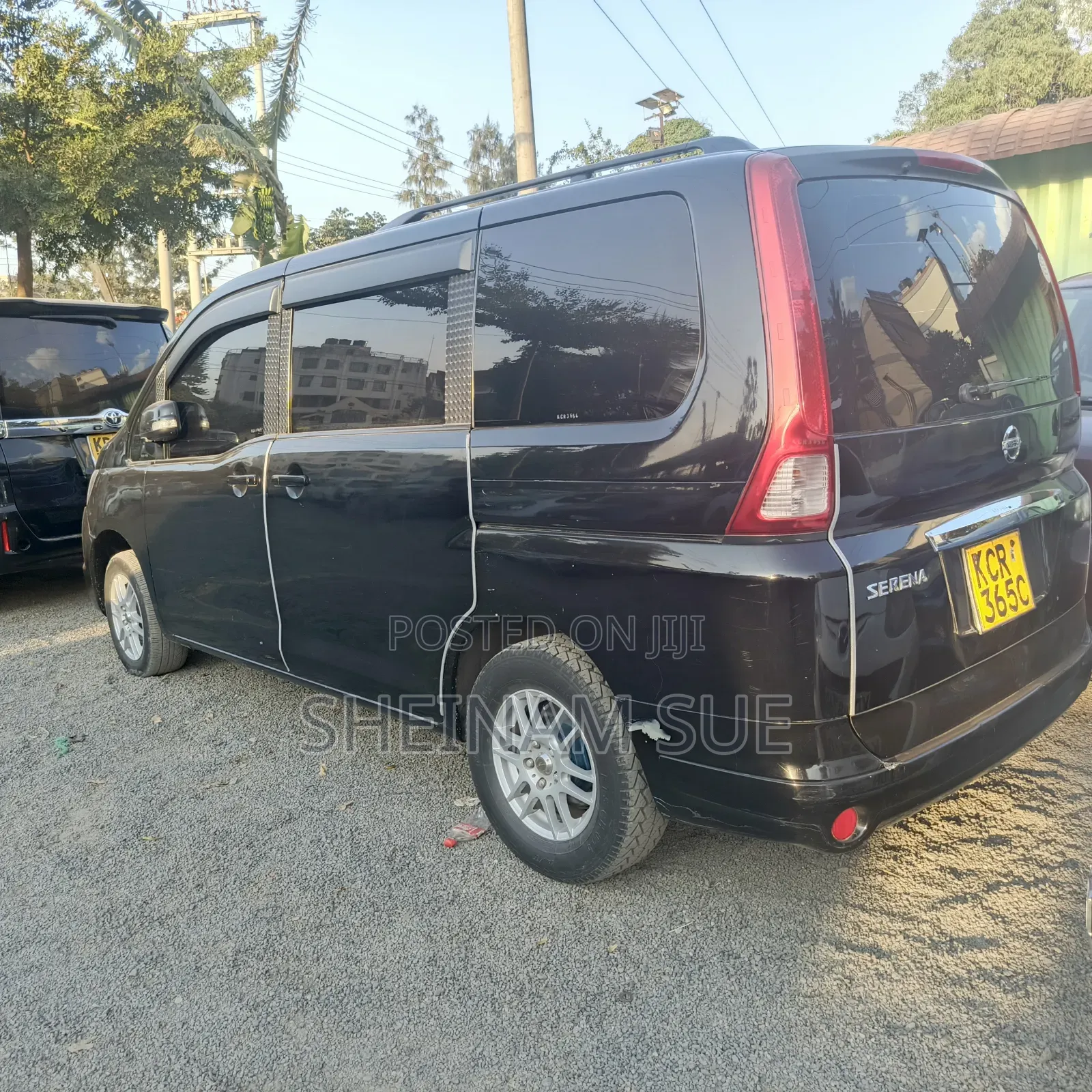 Nissan Serena 2011 Black