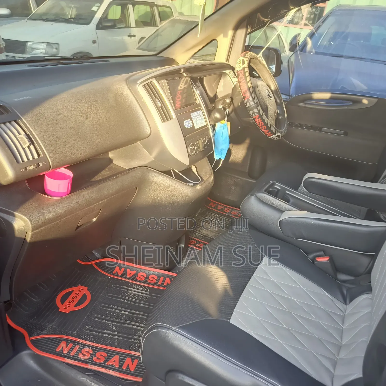 Nissan Serena 2011 Black