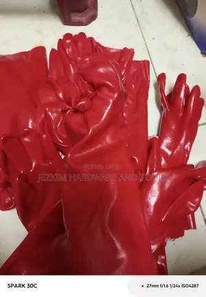 Rubber Gloves 14"