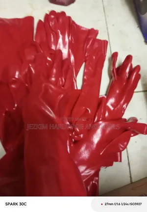 Rubber Gloves 14"