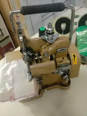 Industrial Overlock Sewing Machine
