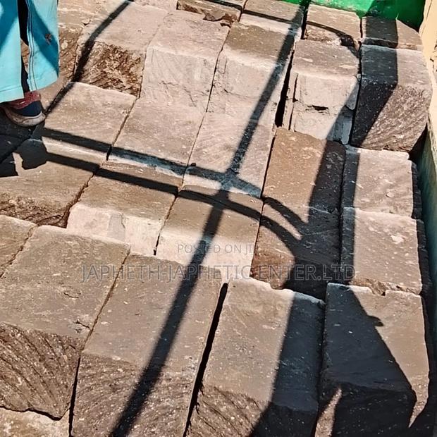 Machine Cut Stones*'..Ndarugo - thumbnail 2