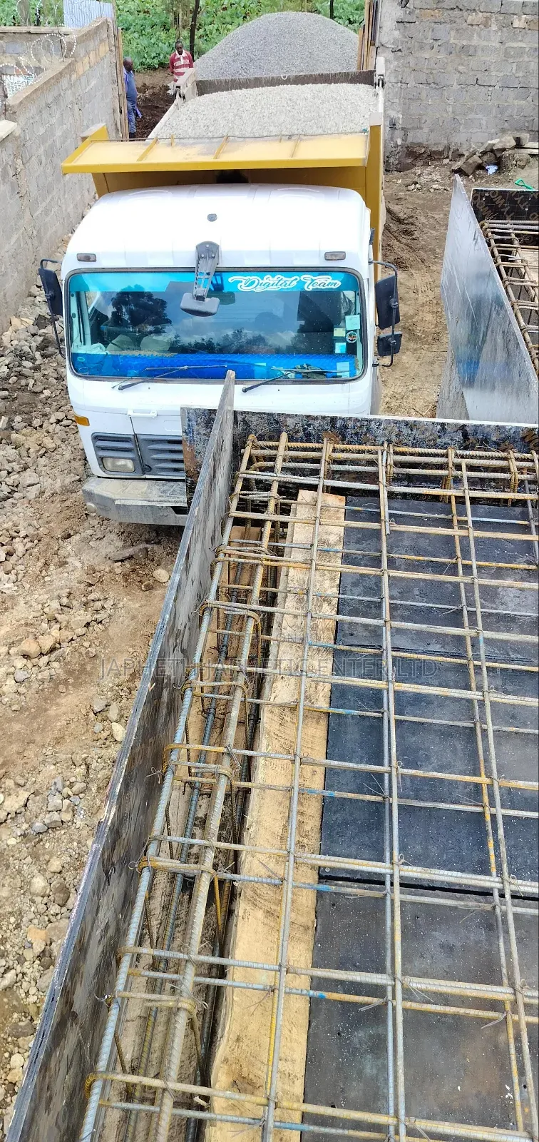 Bllast-18tonnes 3⁄4 & 1⁄2 Combined(Mixed)