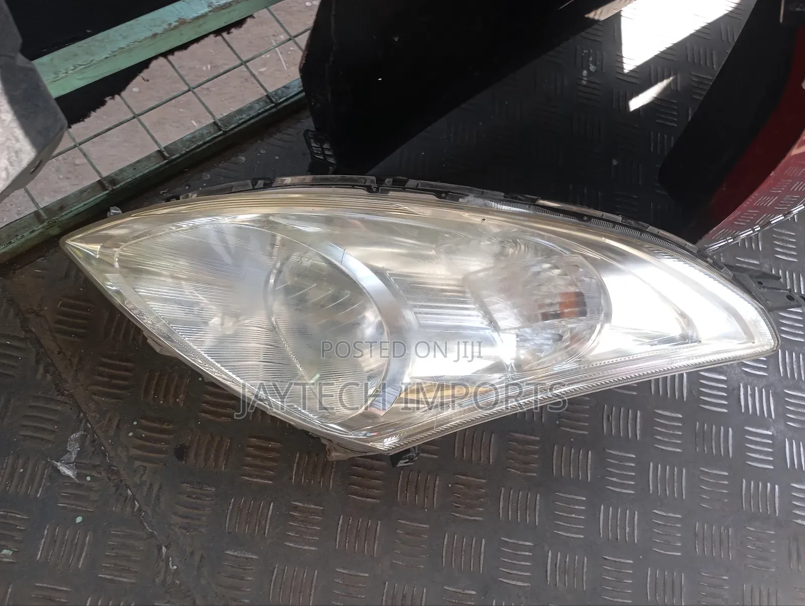 Swift 2015 Headlight