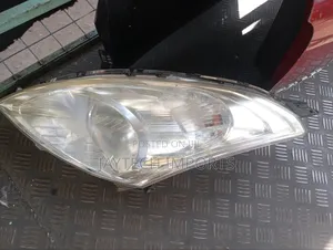 Swift 2015 Headlight