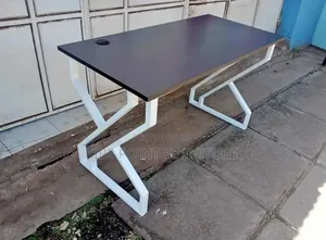 Morden Study Table