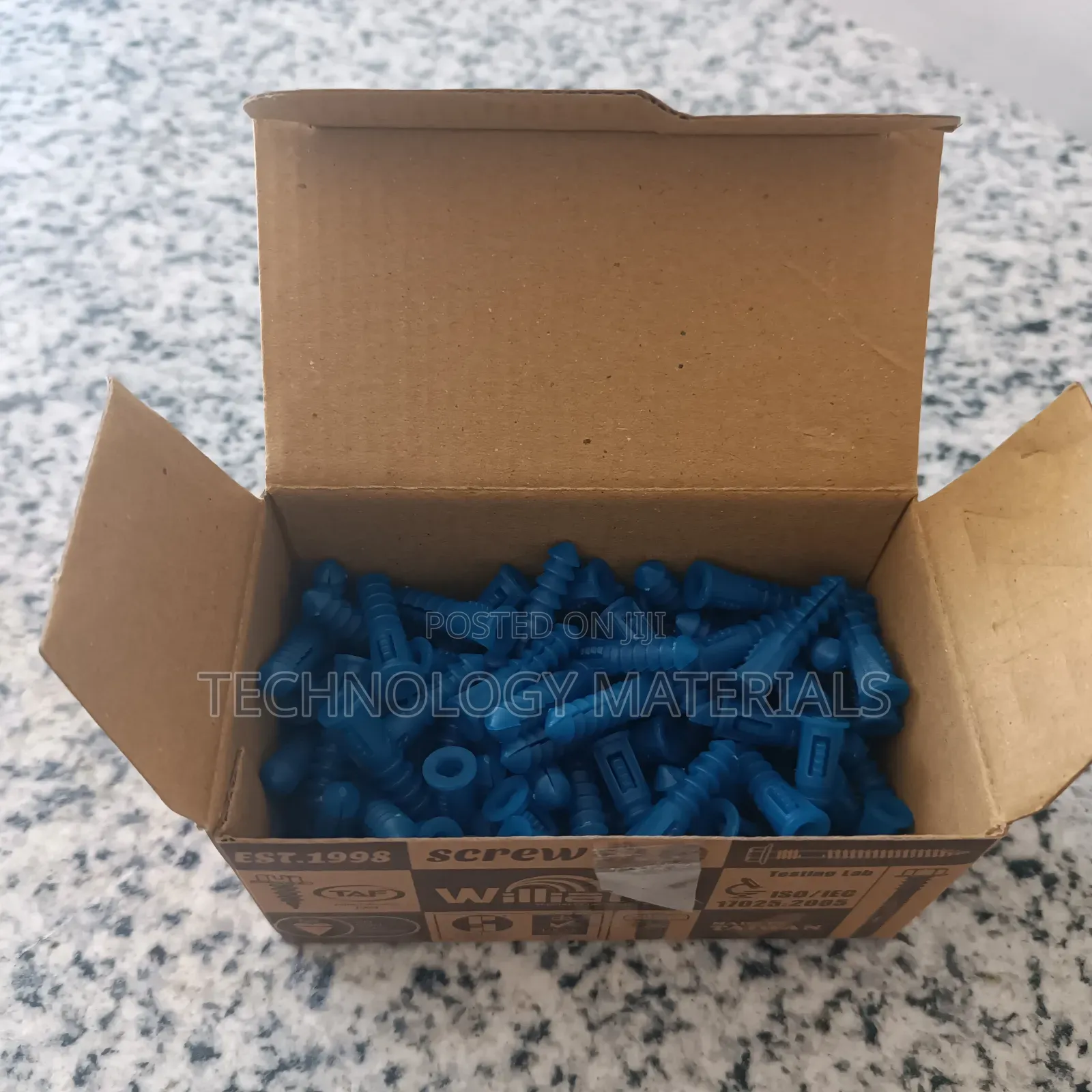 Wallplug Blue 32mm(6*32mm)
