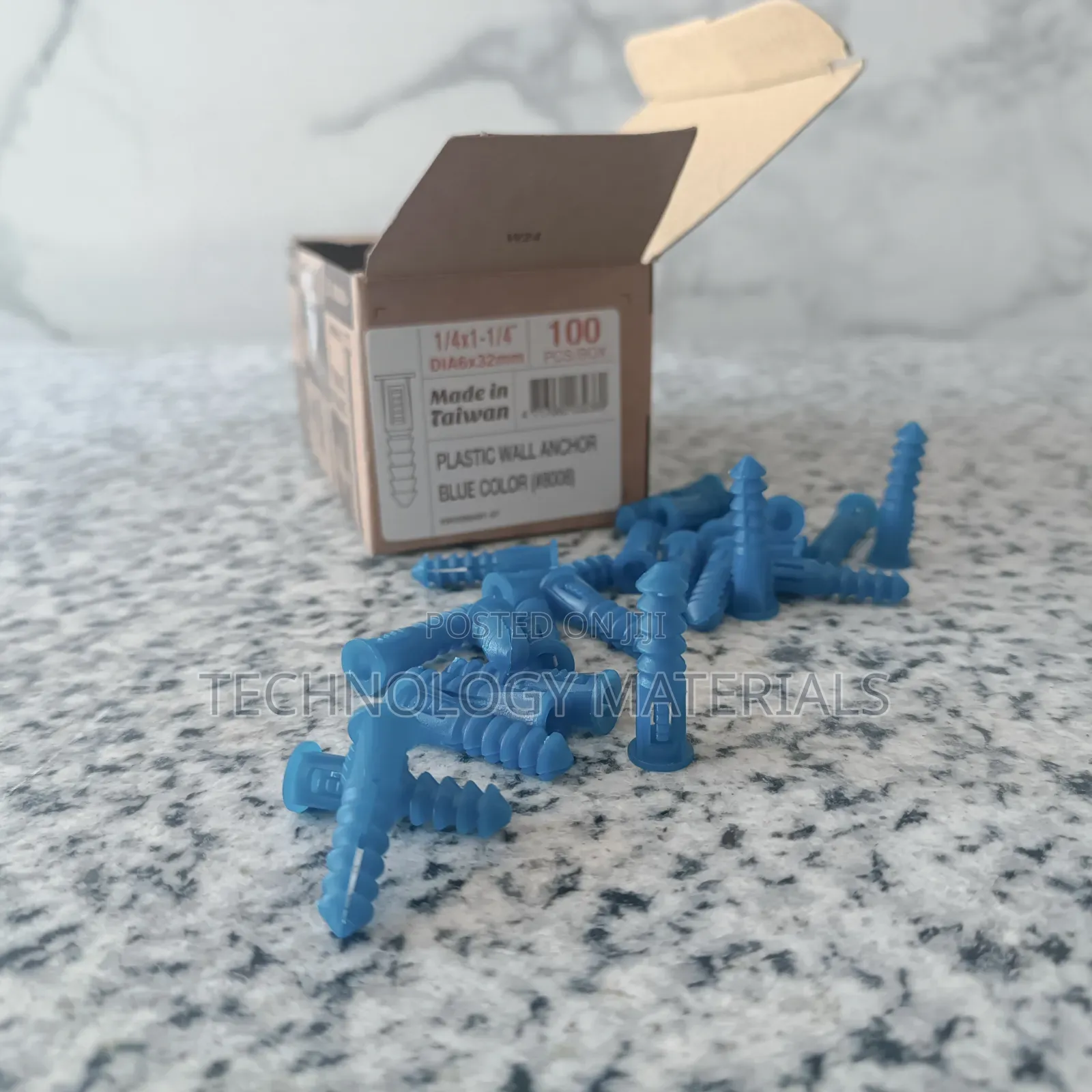 Wallplug Blue 32mm(6*32mm)