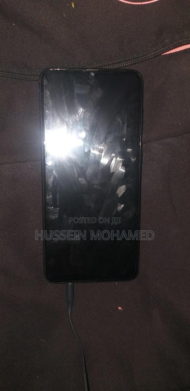 Samsung Galaxy A70 128 GB Black - main view