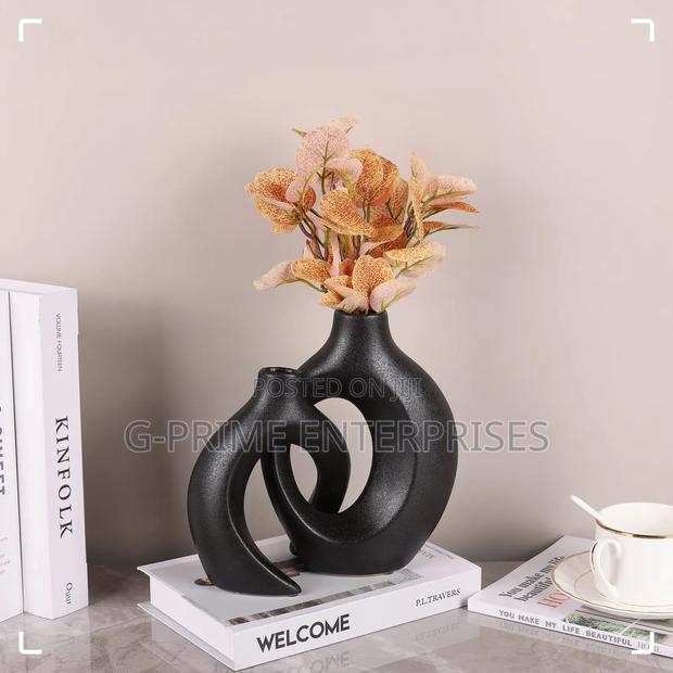 Ceramic Decorative Vase - thumbnail 2