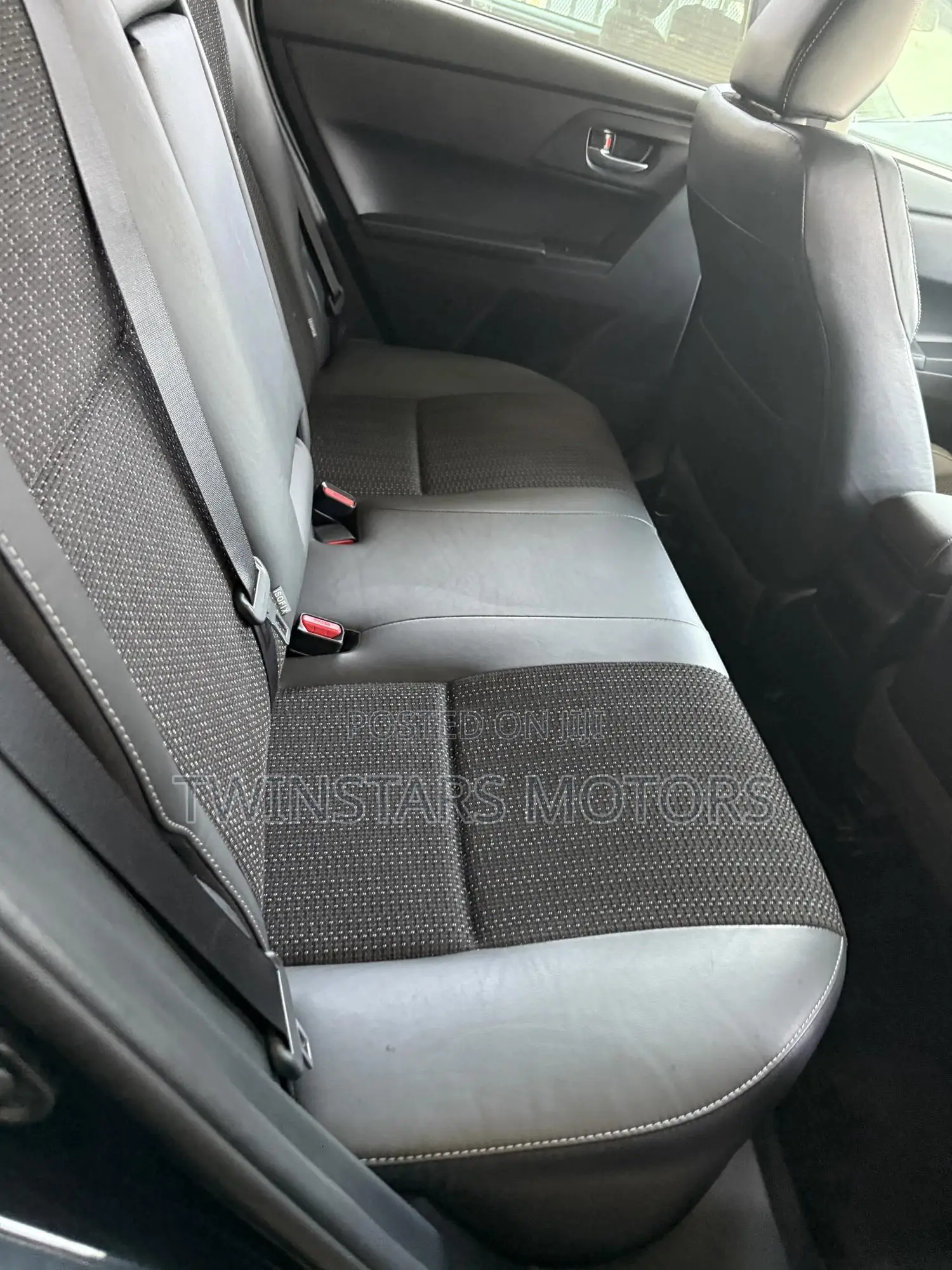 Toyota Auris 2018 Black