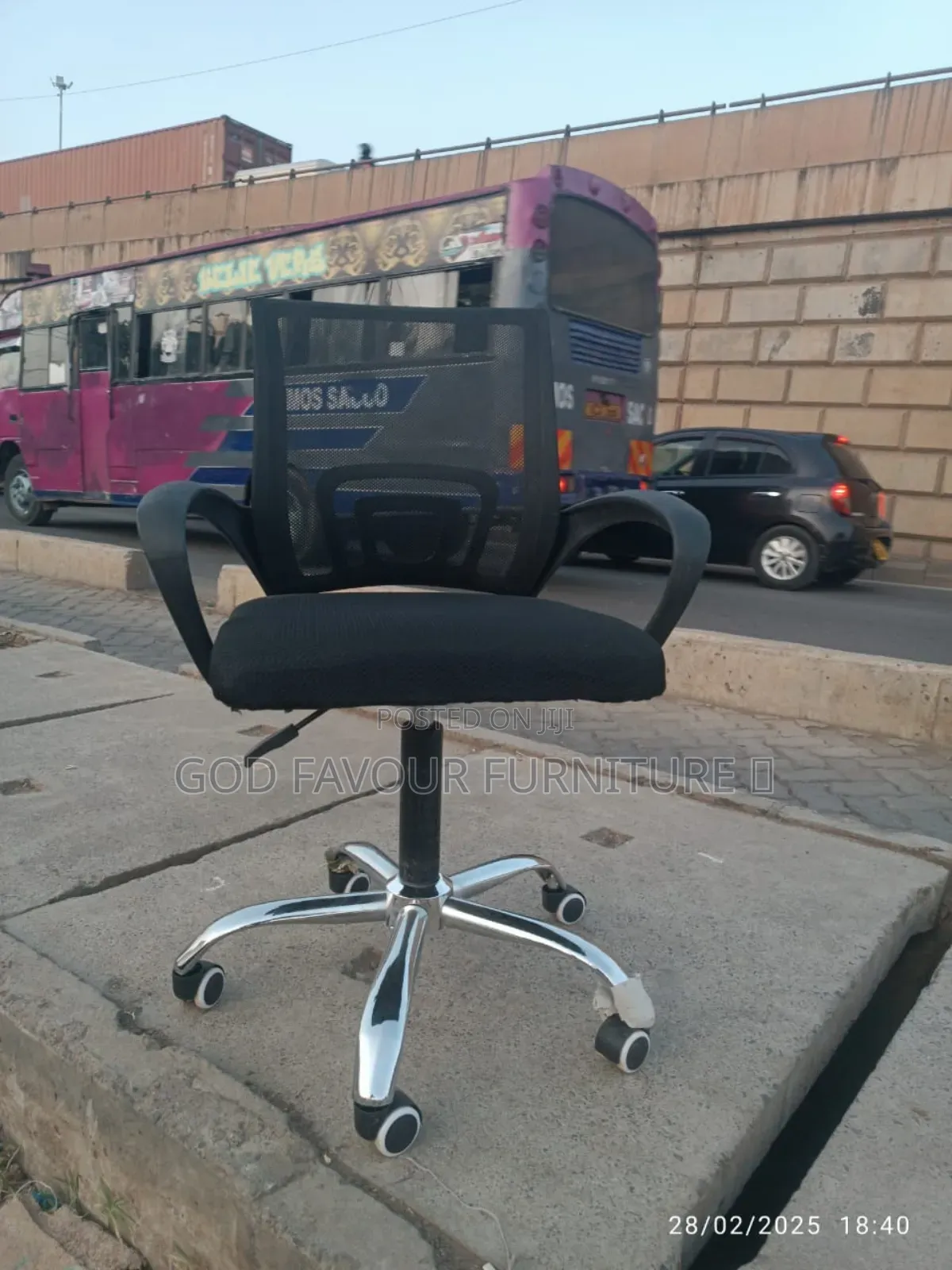 Adjustable Mesh Office Chair Black Tg3wq