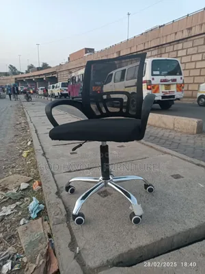 Swivel Adjustable Mesh Office Chair Rq7jh