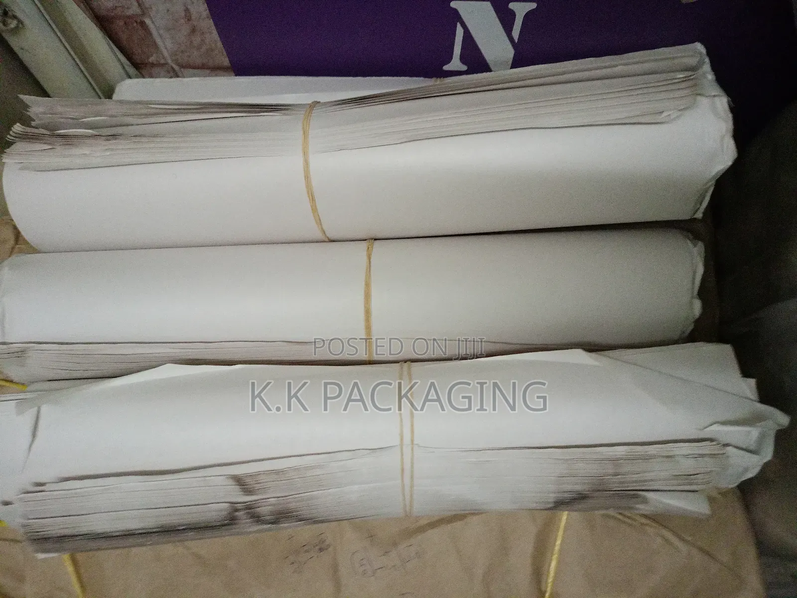 News Prints Chips Wrapper )