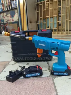 Makita Cordless Car Wash Machine 88v