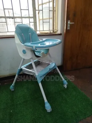 Kids Dining Chair / 2 in 1 Feeding Chair