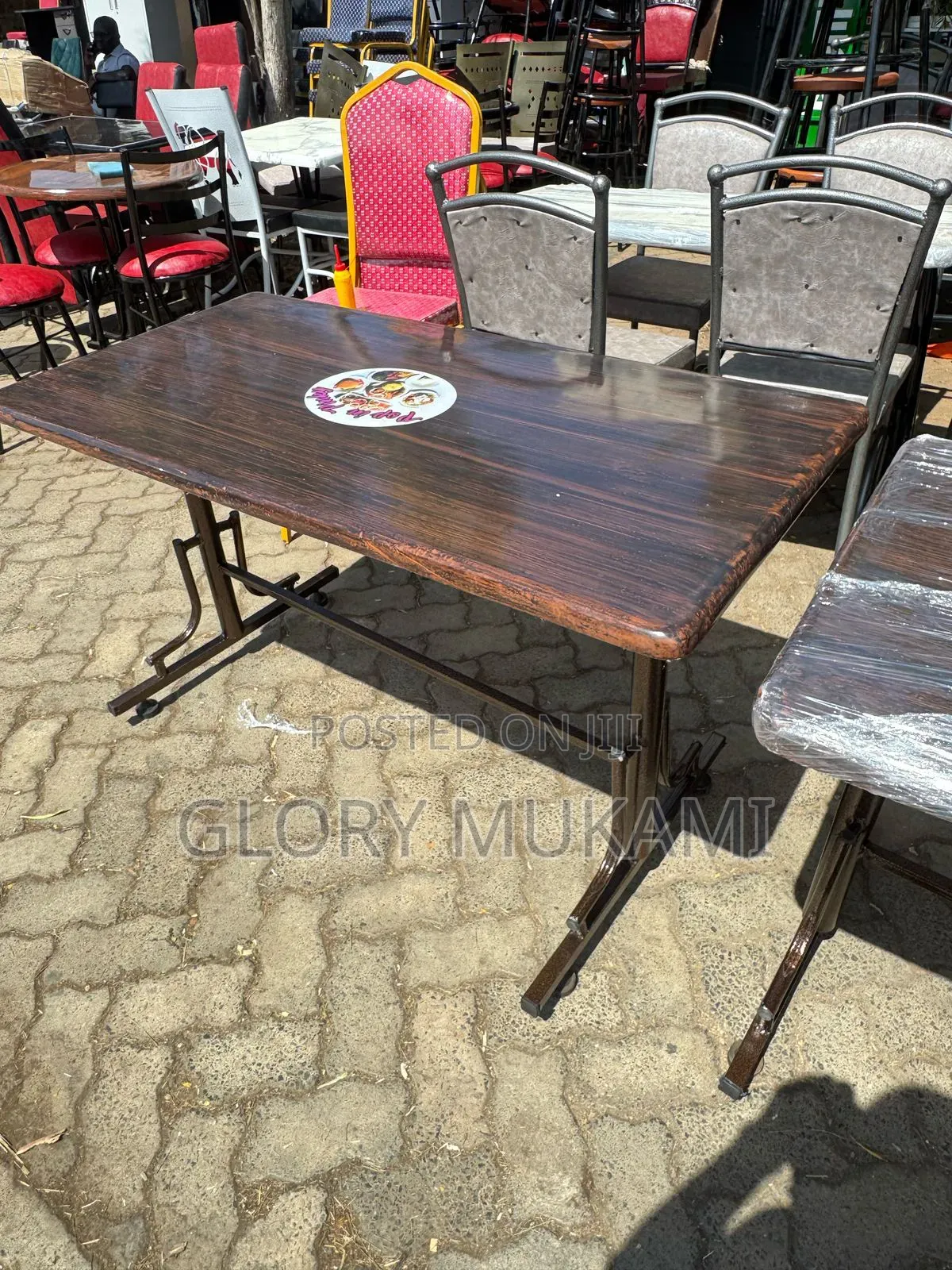 Brown Marble 4 By 2 Restaurants Table