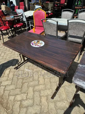 Brown Marble 4 By 2 Restaurants Table
