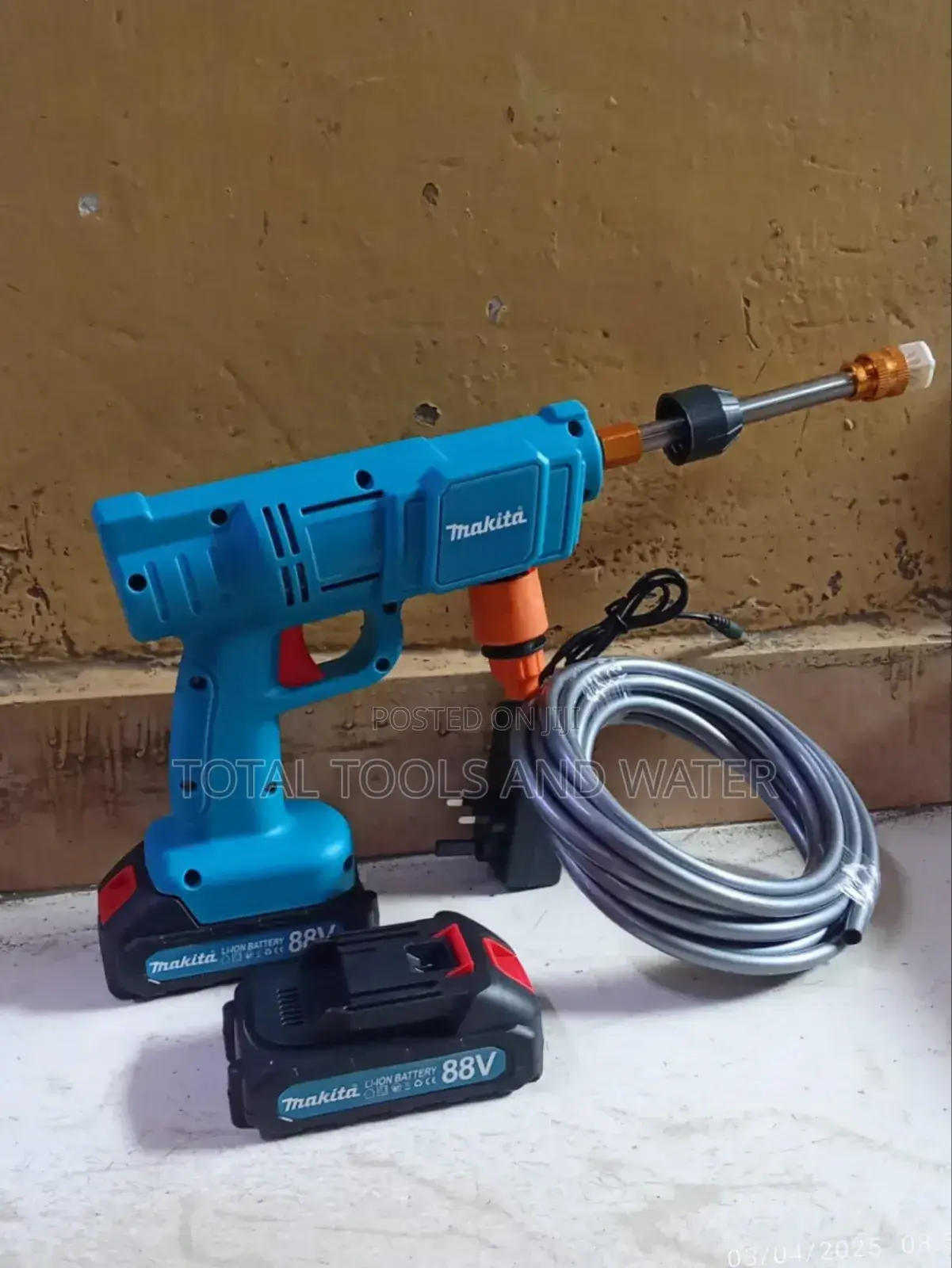 Makita Cordless Pressure Washer 88v,5m Long Hose Pipe