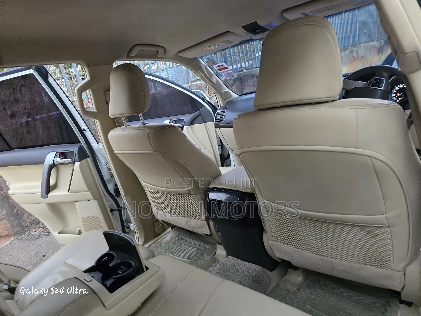 Toyota Land Cruiser Prado 2015 Off white
