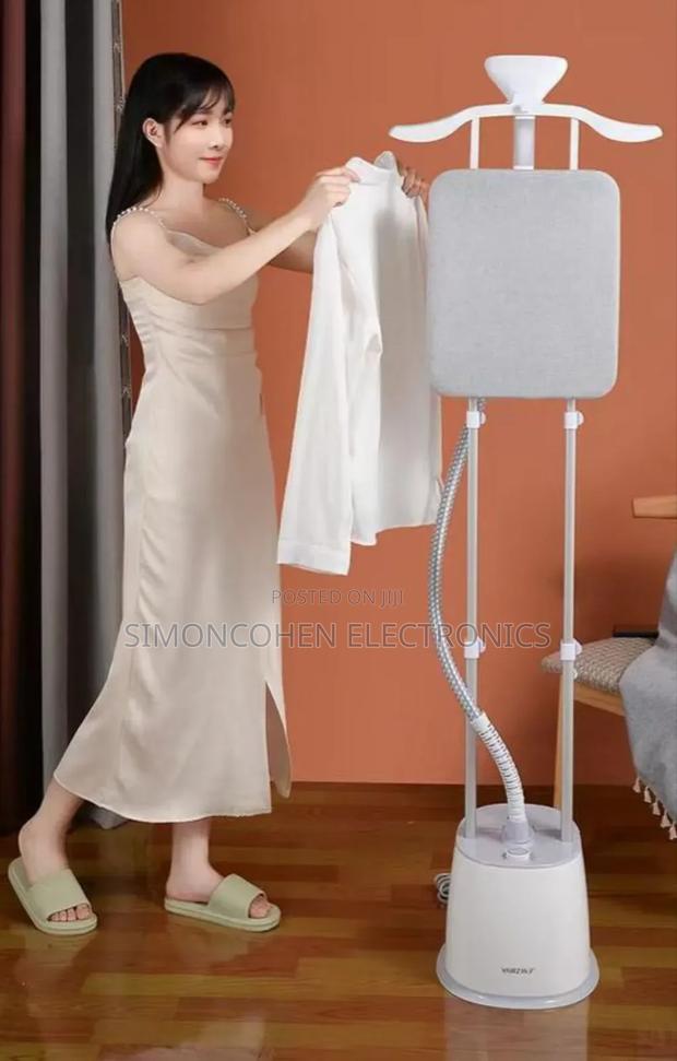 Vertical Garment Steamer - thumbnail 2