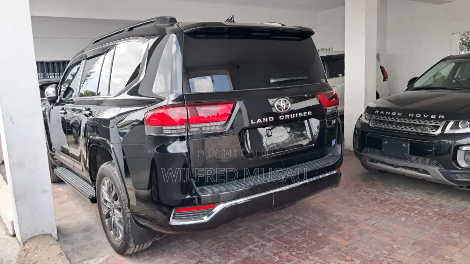 Toyota Land Cruiser 3.3 Diesel 4WD 2022 Black