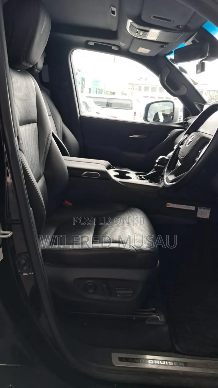 Toyota Land Cruiser 3.3 Diesel 4WD 2022 Black