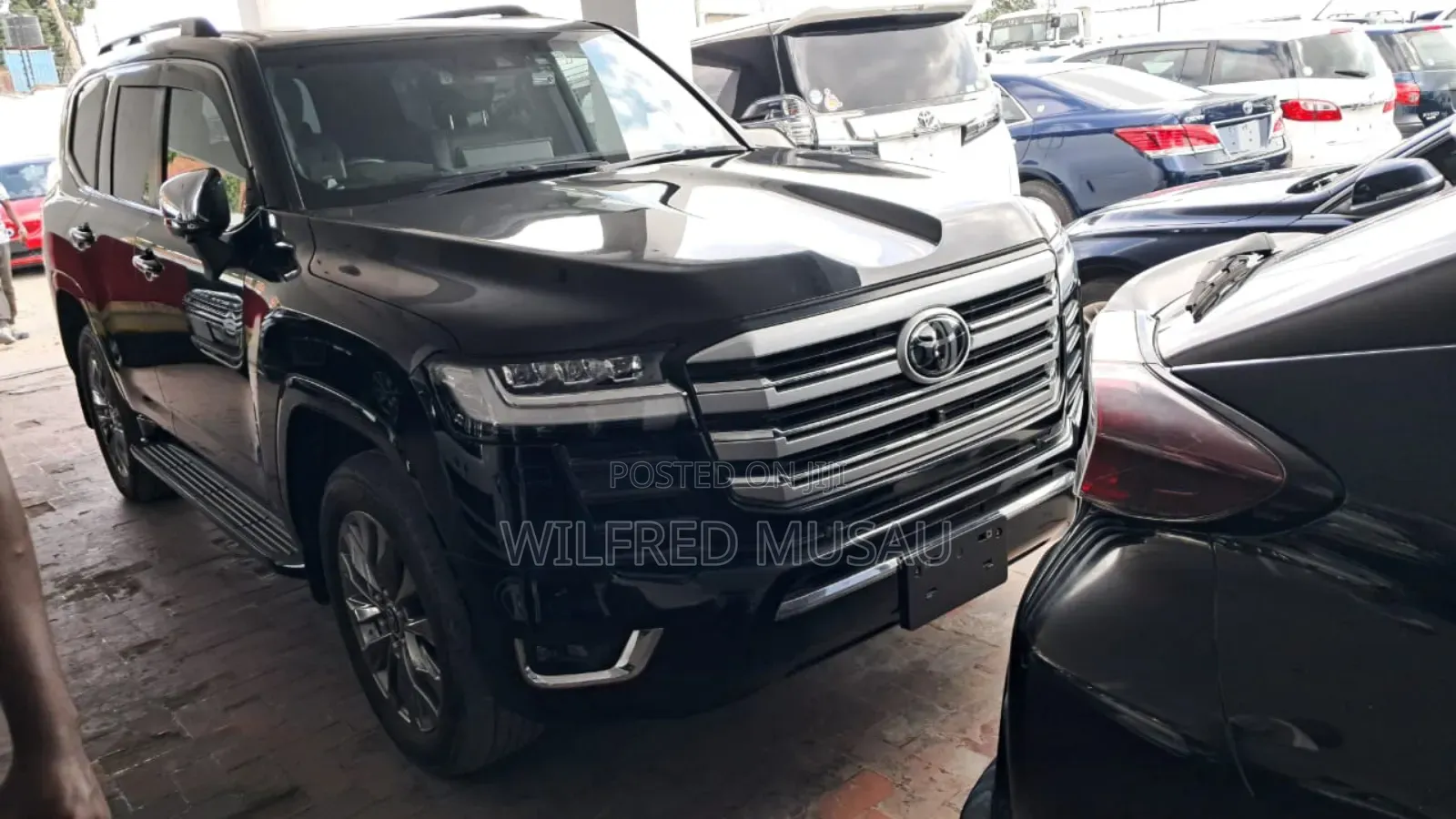 Toyota Land Cruiser 3.3 Diesel 4WD 2022 Black