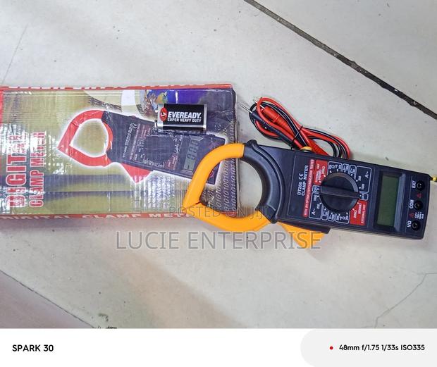 Measuring Clamp Meter - main view