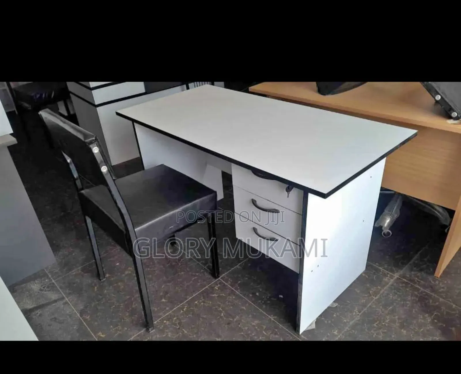 White Office Desk And Office Chair