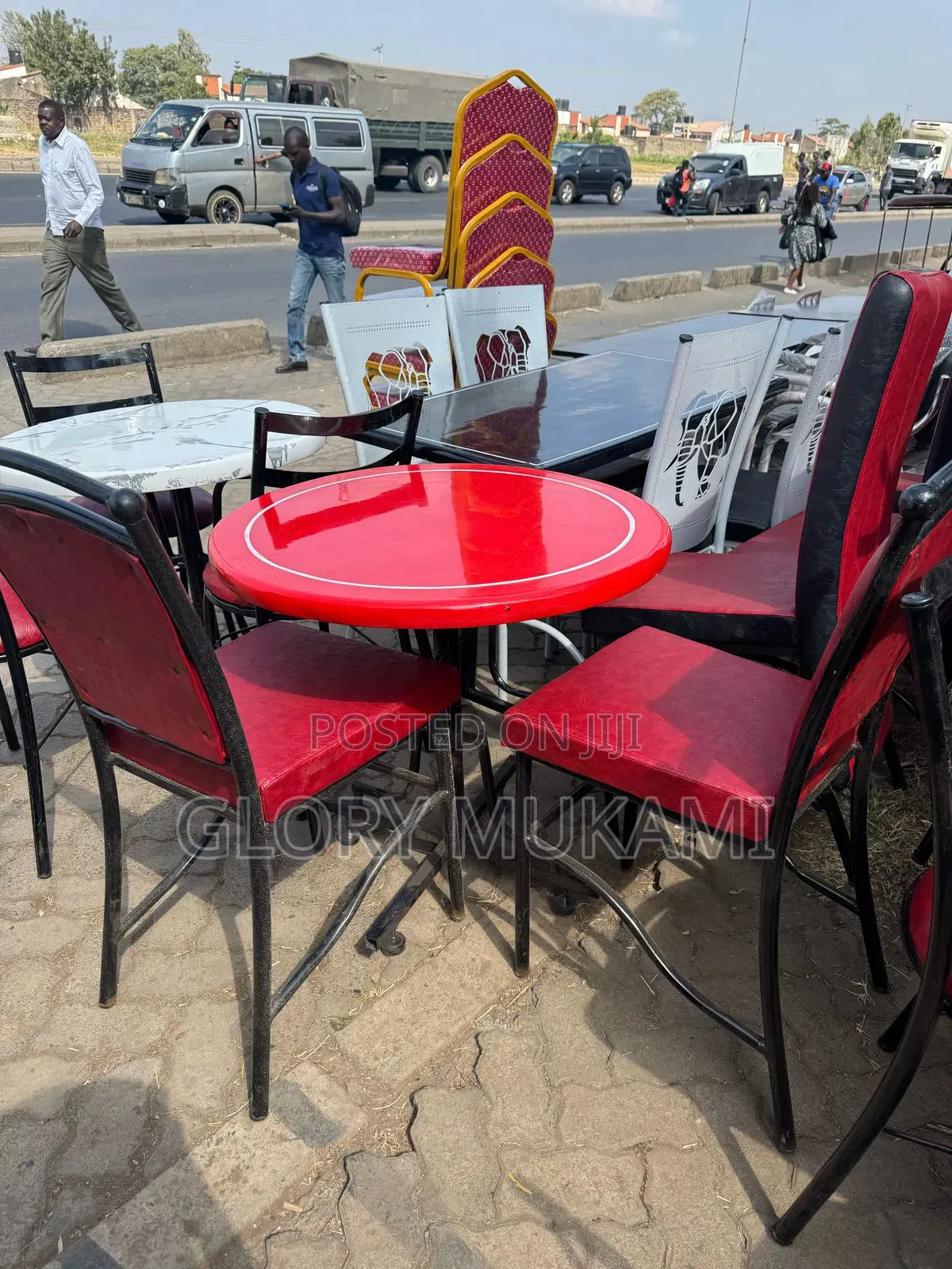 Red Restaurants Round Table And Chairs