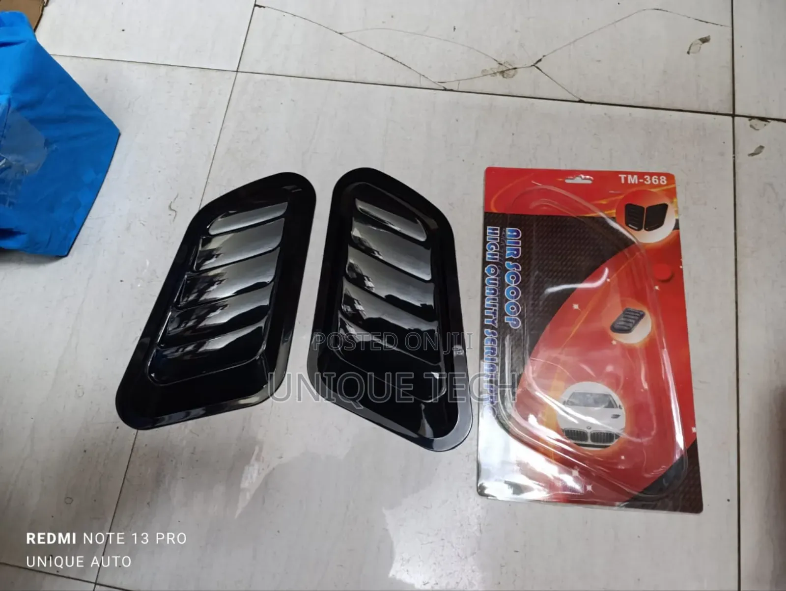 Universal Car Bonnet Air Vent