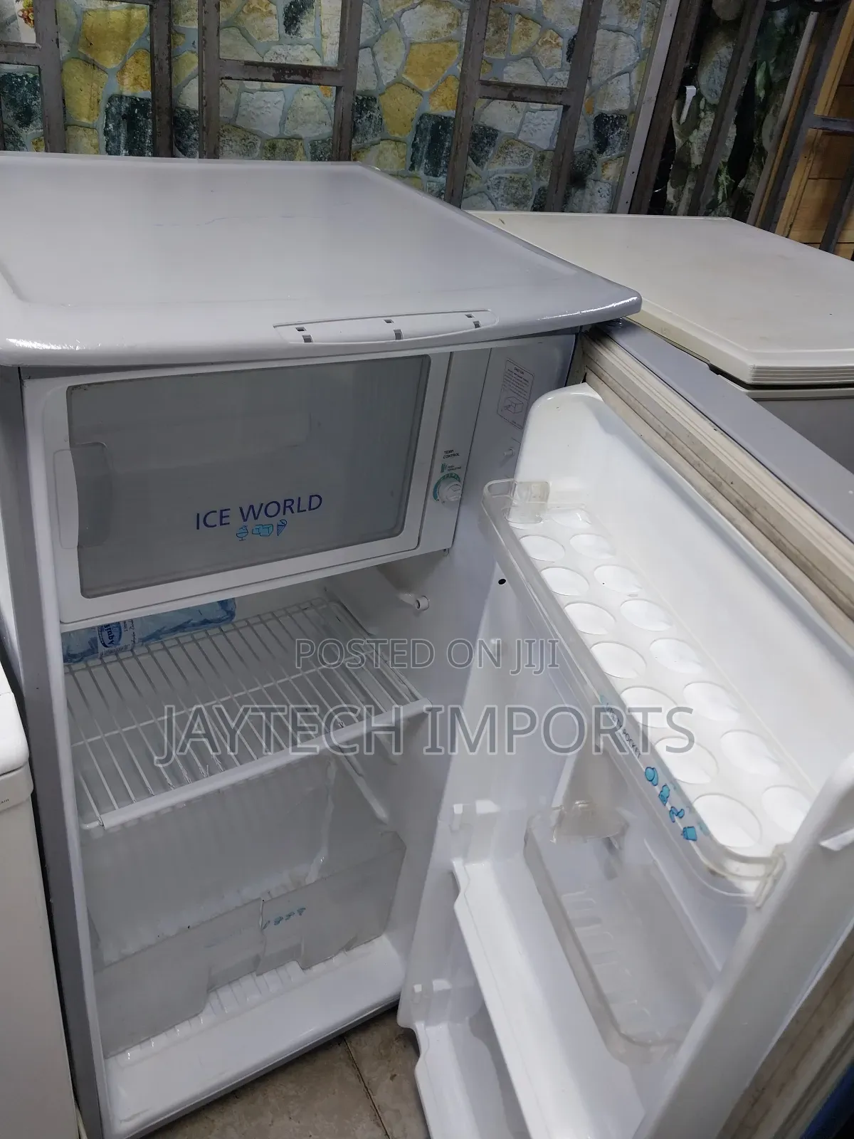 Sumsung Single Door Fridge