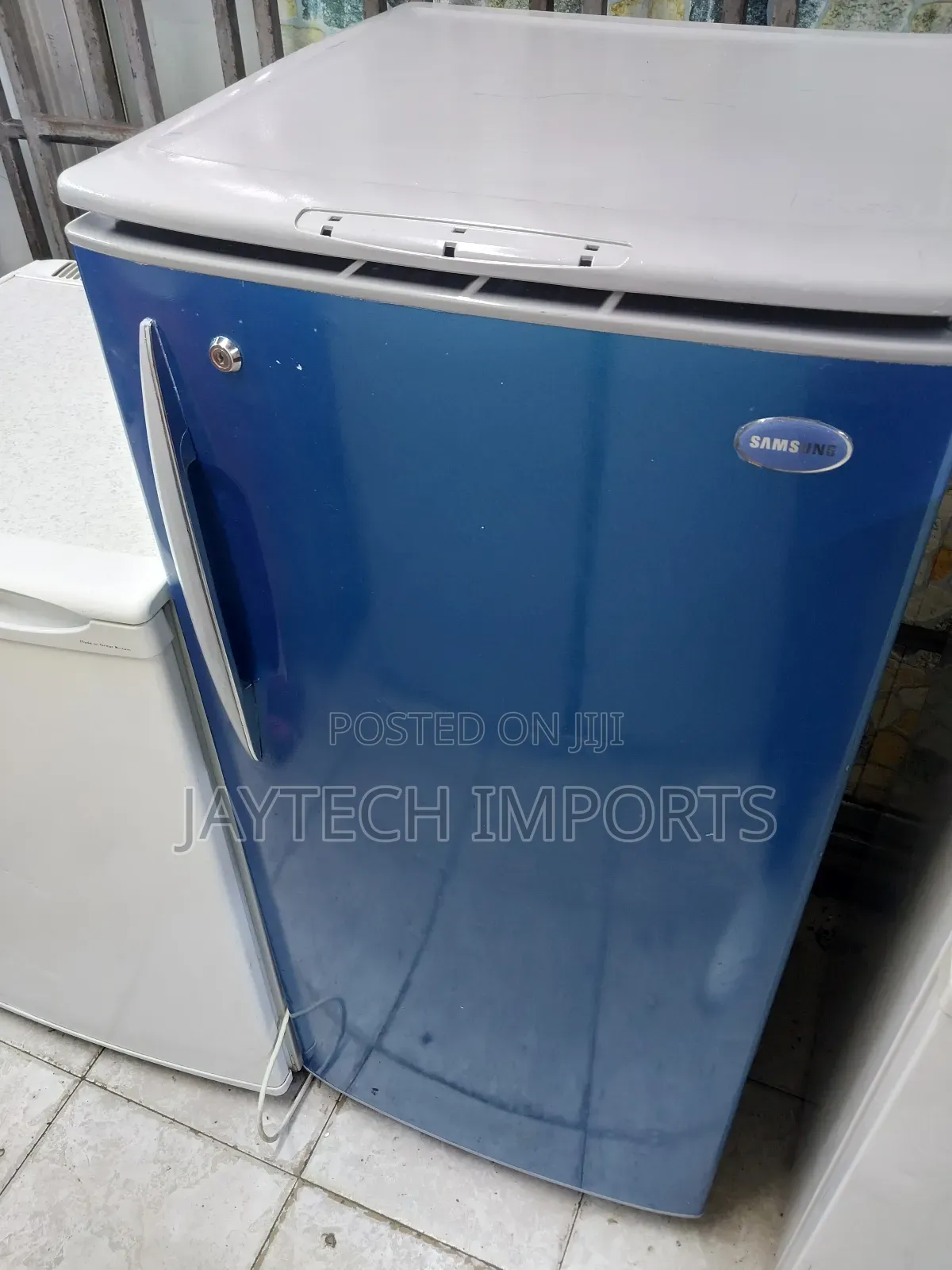 Sumsung Single Door Fridge