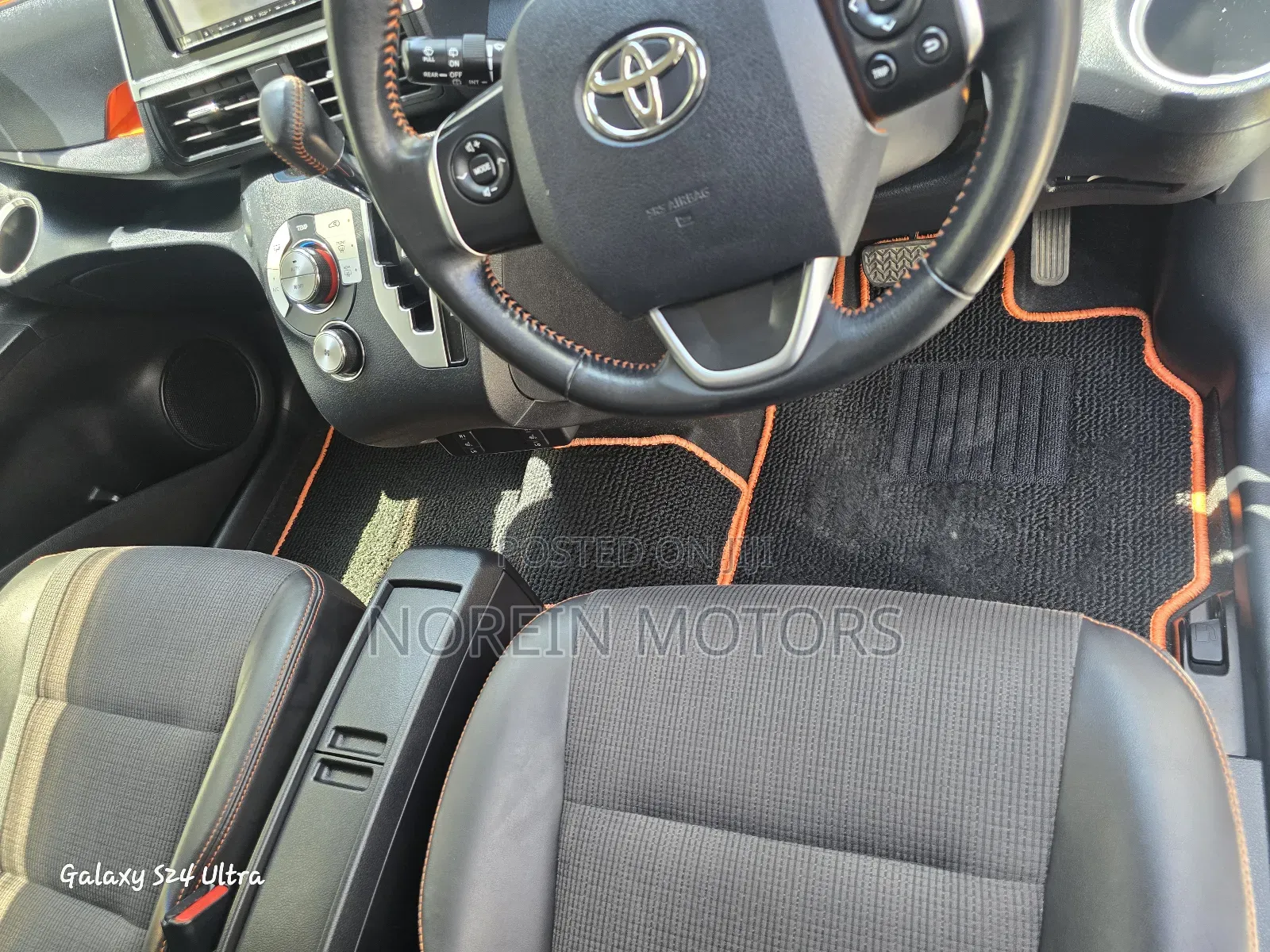 Toyota Sienta 2018 Off white