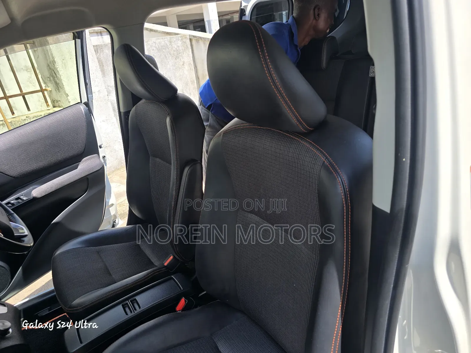 Toyota Sienta 2018 Off white