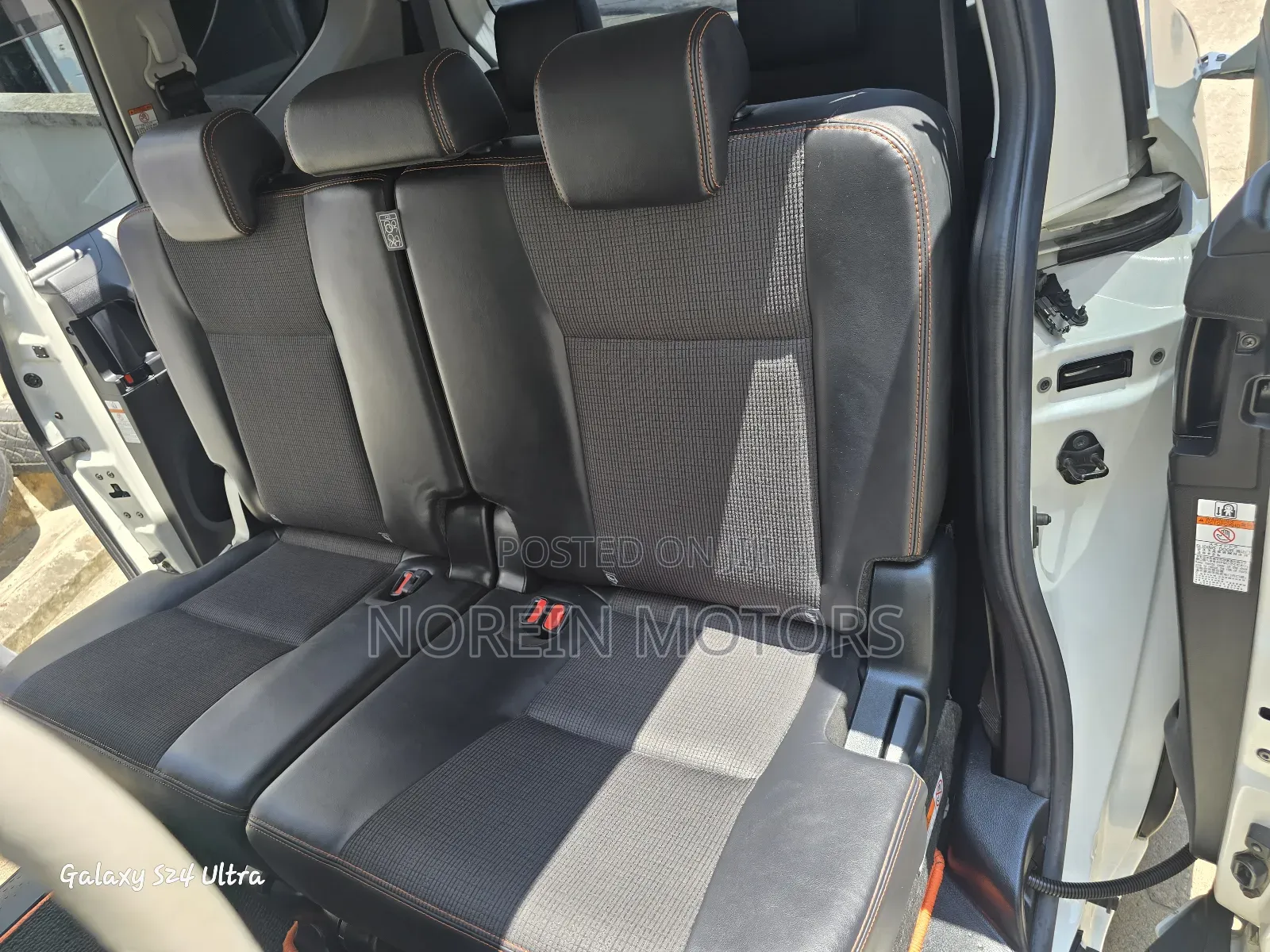 Toyota Sienta 2018 Off white