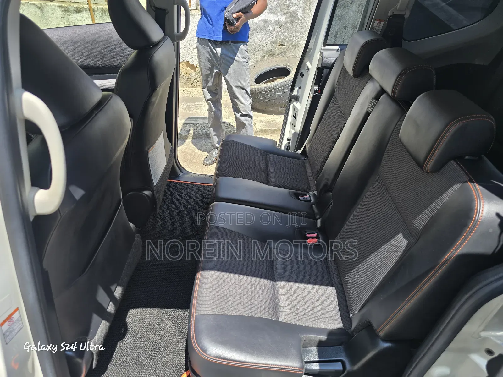 Toyota Sienta 2018 Off white