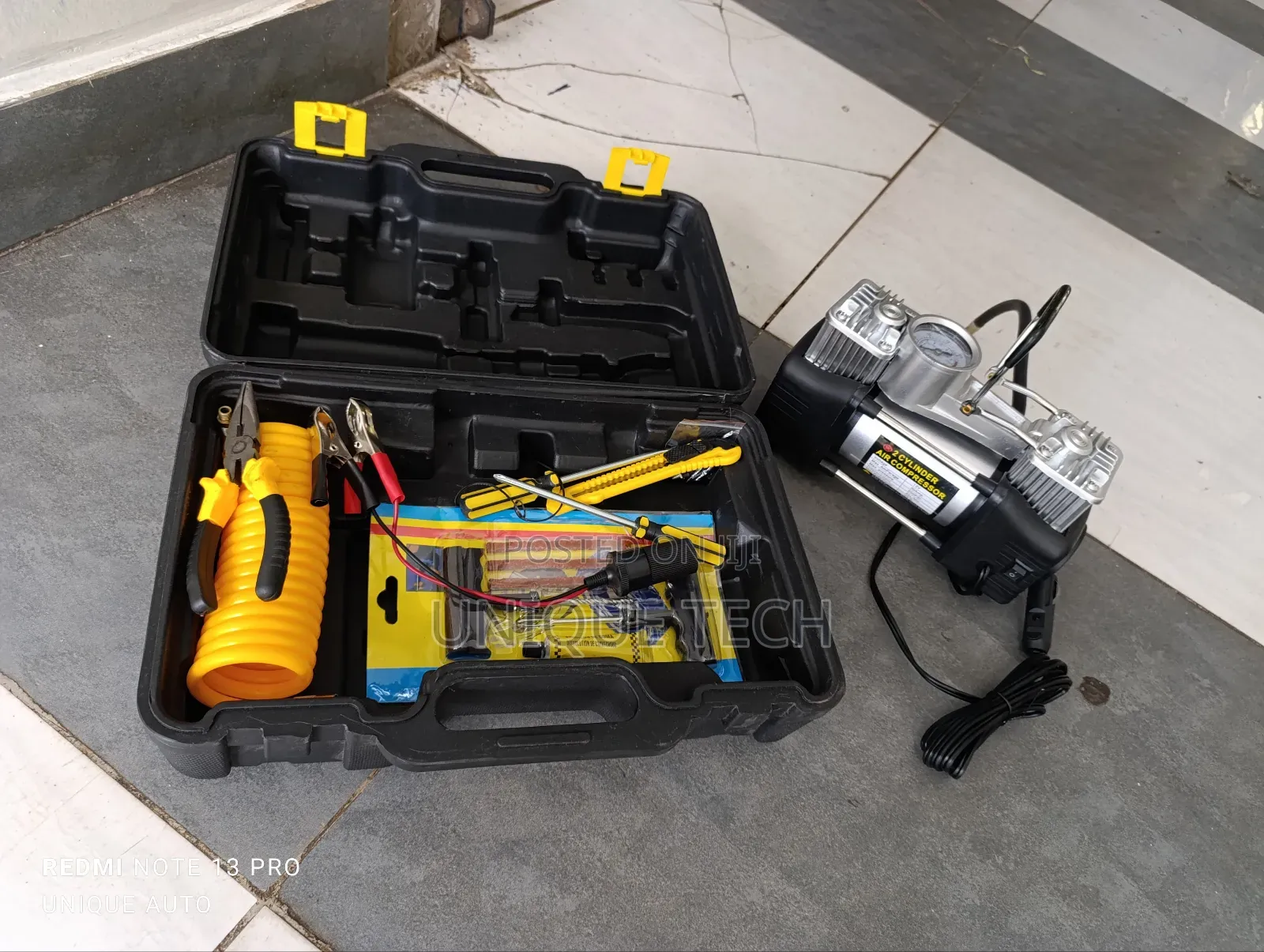 Portable Double Cylinder Air Compressor With Repair Kit