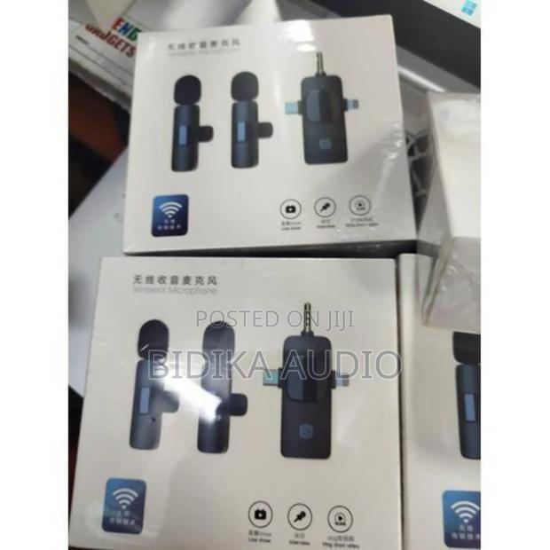 3 in 1 Professional Wireless Lavalier Microphone
